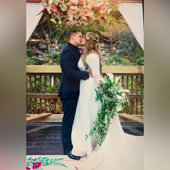 Meet Your Posher! - Picture 10 of 12